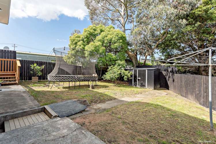 2/4 Tahatai Street Otahuhu_12