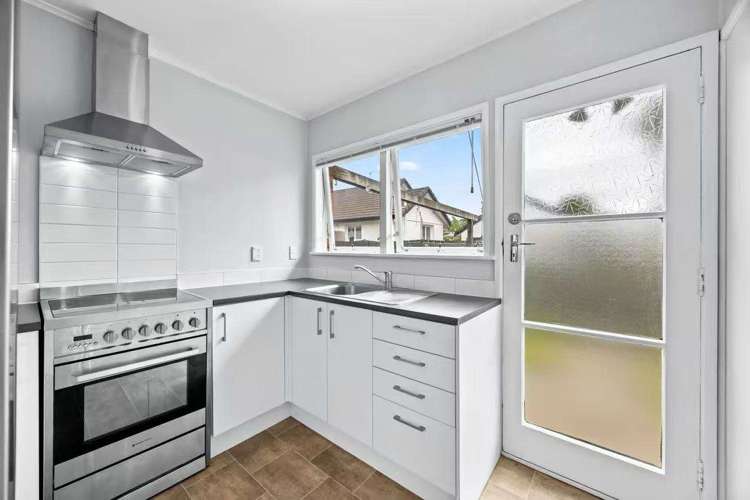 3/126 Marua Road Ellerslie_5
