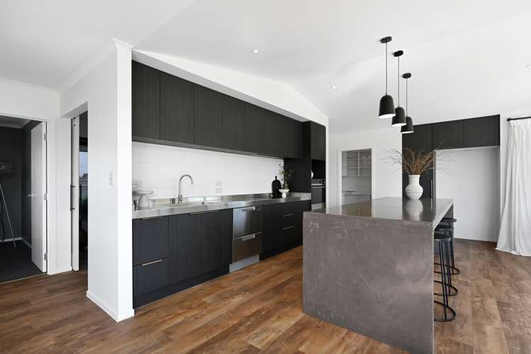 15B Artistic Avenue_5
