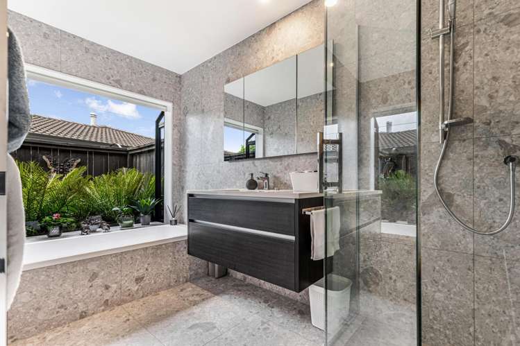 25 Suncrest Drive West Harbour_15