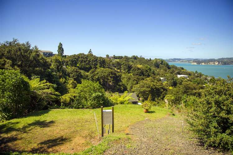 8b Cooks Lkt Whitianga_8