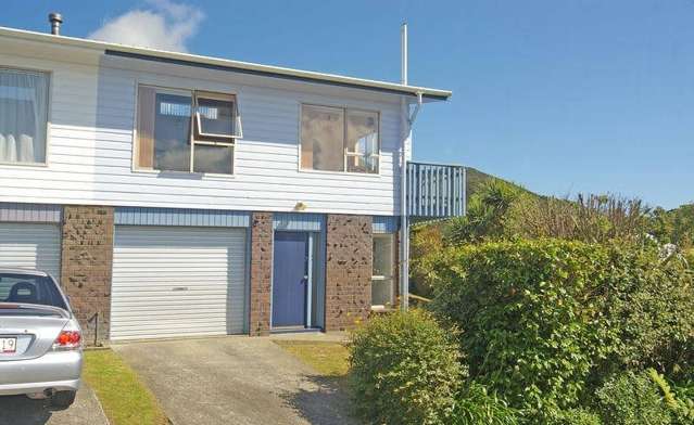 2/90 Allington Road Karori_4