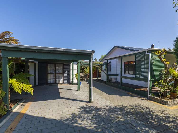 2 Wedgewood Grove Raumati Beach_14