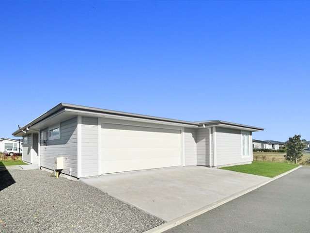 12 Bastille Court Rangatira Park_1