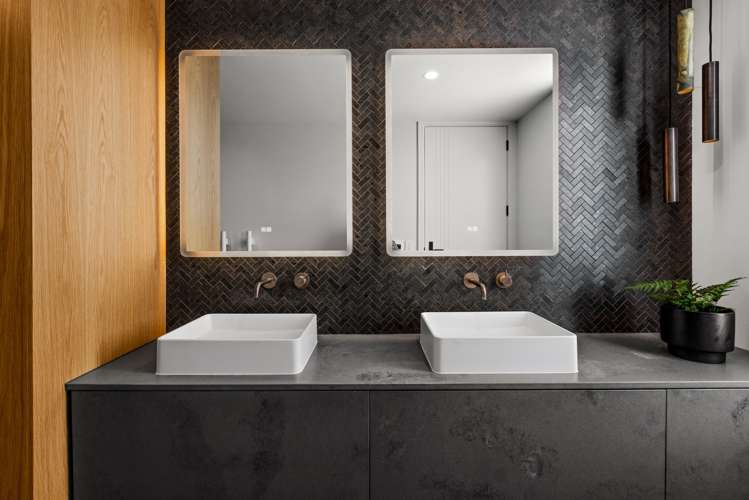 78 Oak Road Poraiti_18