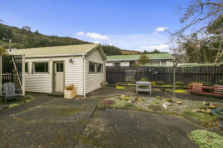 23 Parenga Street Wainuiomata_16