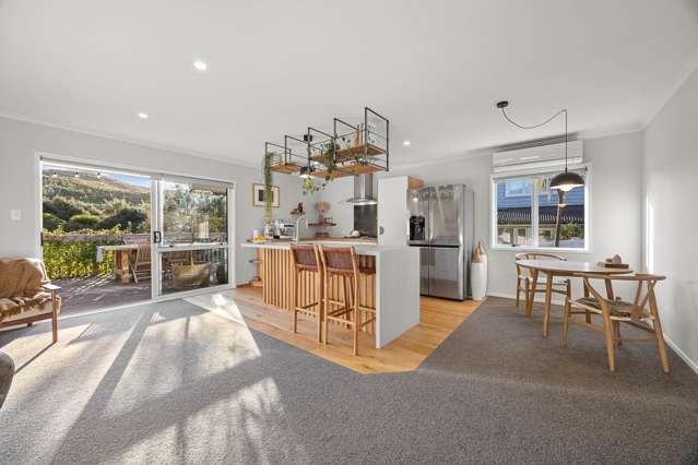 Picture Perfect in the Heart of Riverhead
