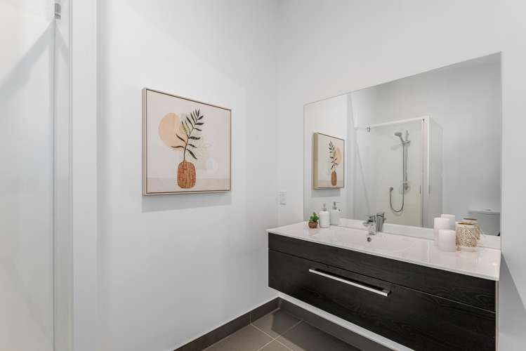 12/20 Trent Street Island Bay_14