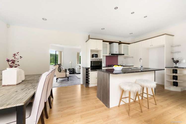 24 Gibbston Crescent Flat Bush_5