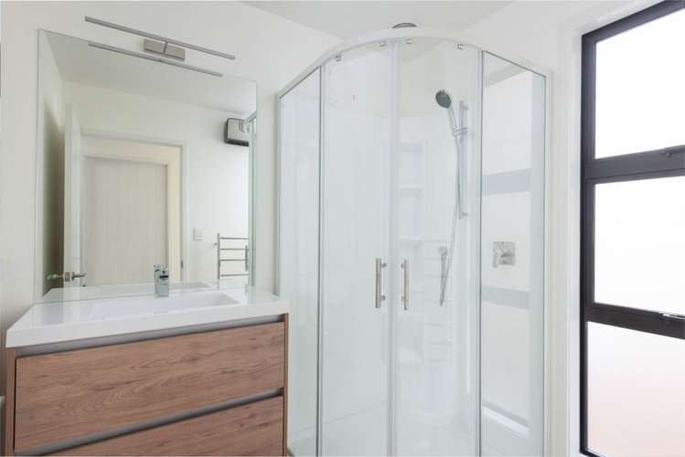 1 Monarch Lane Springlands_14