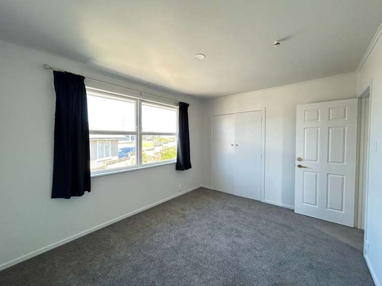 3 Barrys Road Glendene_9