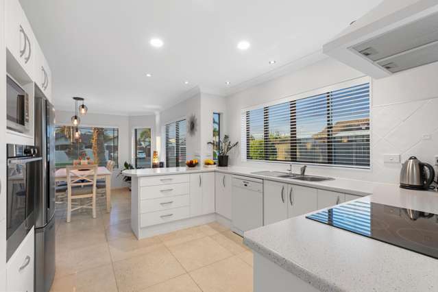 51 Beachwater Drive Papamoa_3