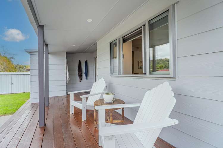 3 Ocean Beach Road Tairua_11
