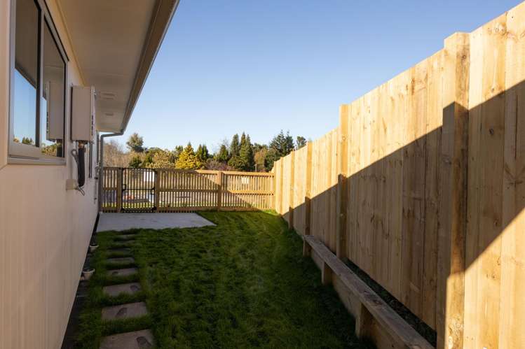 2/290 Dixon Road Fitzroy_12