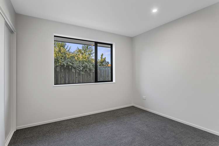 14 Grey View Grove Rangiora_11