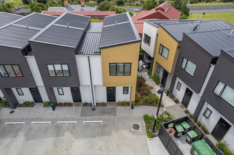 22/47a Huntington Drive Huntington Park_14