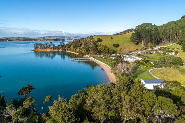 254 Cowes Bay Road Waiheke Island_5