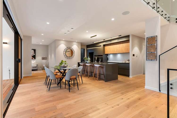 1 Headsail Drive Long Bay_26