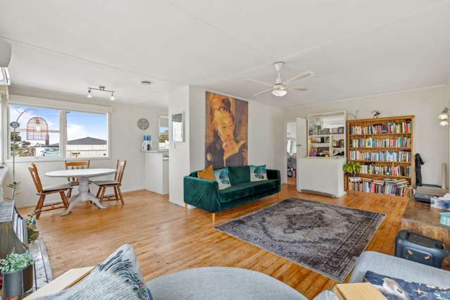 105 Sunrise Avenue Murrays Bay_1