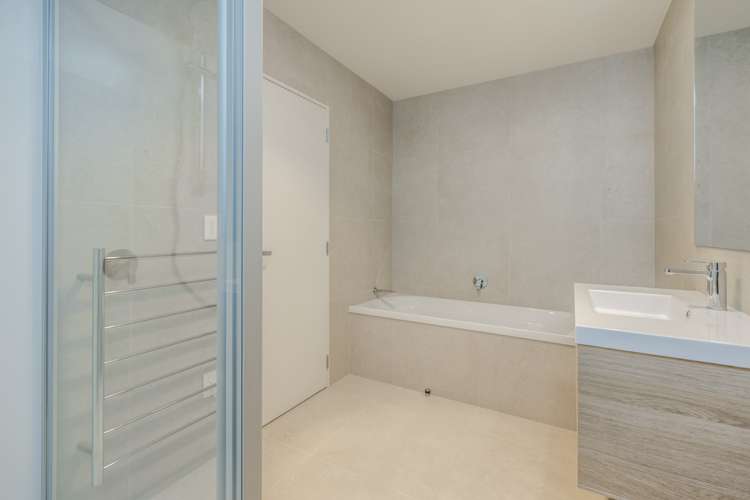 23 ADLAM LANE "WAIATA SHORES" Takanini_16