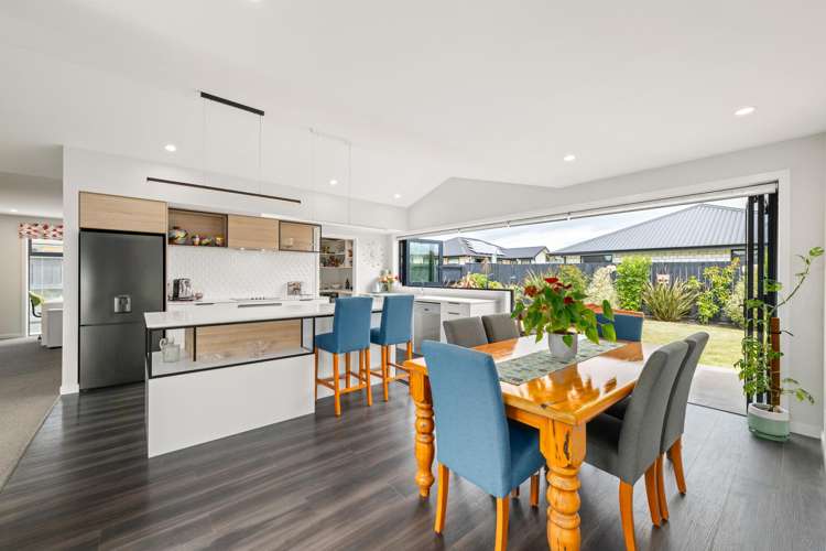 17 Rose Manor Drive Springlands_16