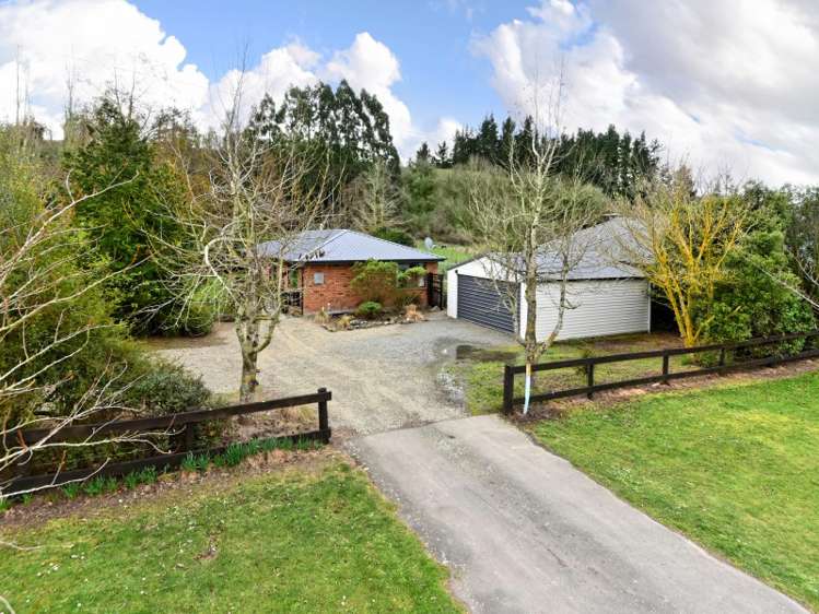 5 Railway Terrace Glentunnel_18