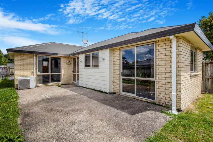 6 Mckenzie Place Rototuna North_13