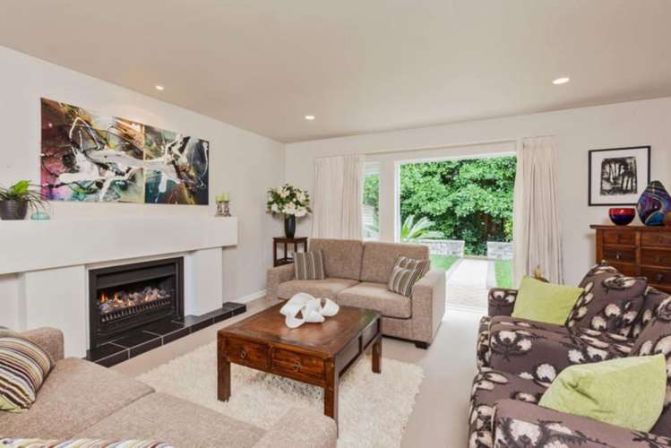 22A Rowan Road Epsom_3