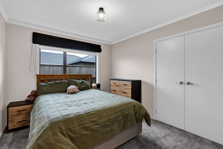 18a Estate Grove Inglewood_13