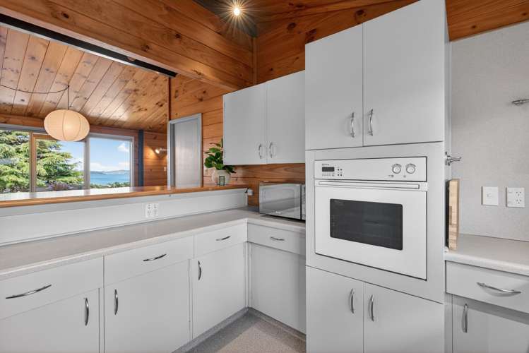 14 Laburnum Grove Maungaraki_12