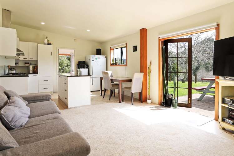 54 Rauhori Road Makarau_13