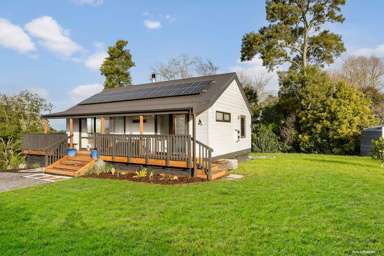 8 Clark And Denize Road_1
