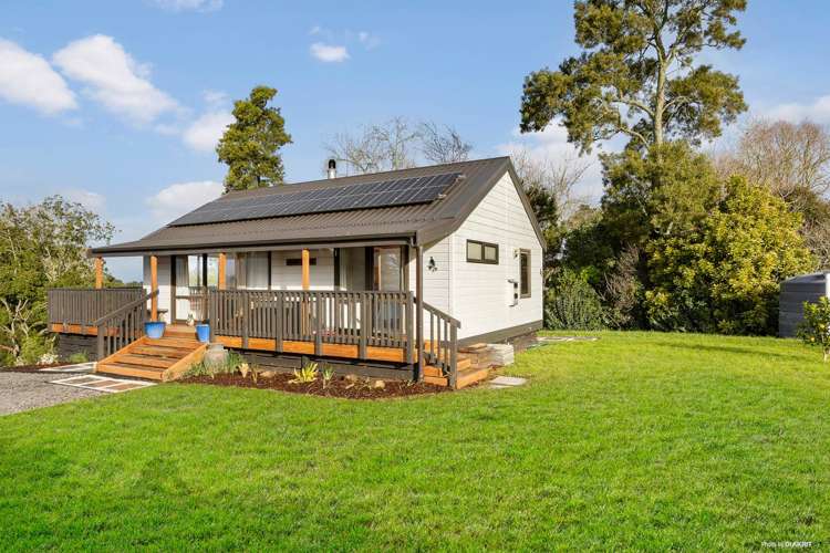 8 Clark And Denize Road Pukekawa_2