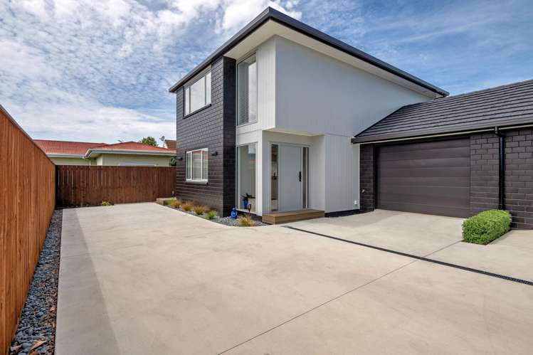 5 and 6/11 Landing Road Whakatane_6