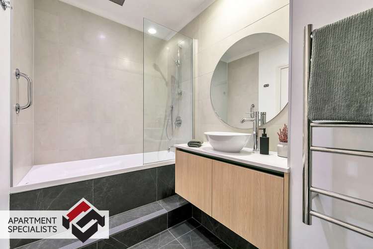 1/171a Queen Street Auckland Central_13