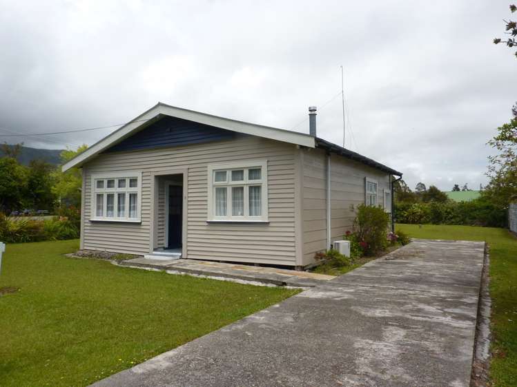 8 Stewart Street Waimangaroa_17