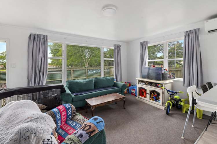 47 & 49 Miller Street Glenholme_22