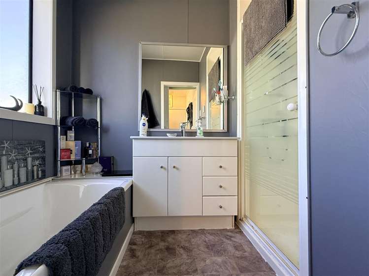 82 Bealey Street Hokitika_14