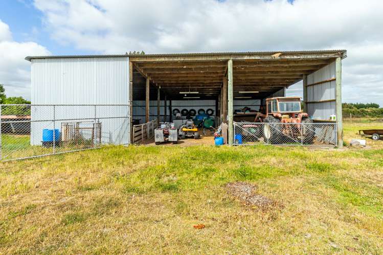 352 Boundary Road Willowby_21