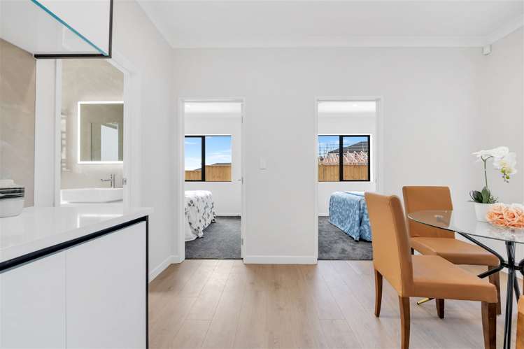 19 Dungloe Avenue Flat Bush_12