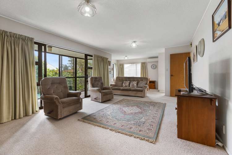 256 Tukapa Street Hurdon_7