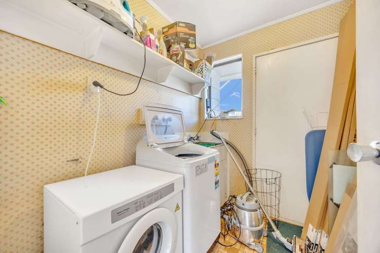 4 Wisteria Grove Maungaraki_13