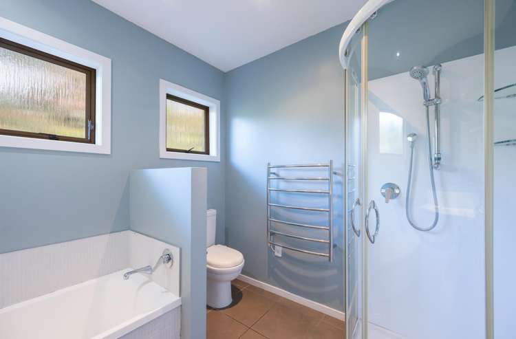 27 Tresillian Avenue Marybank_12