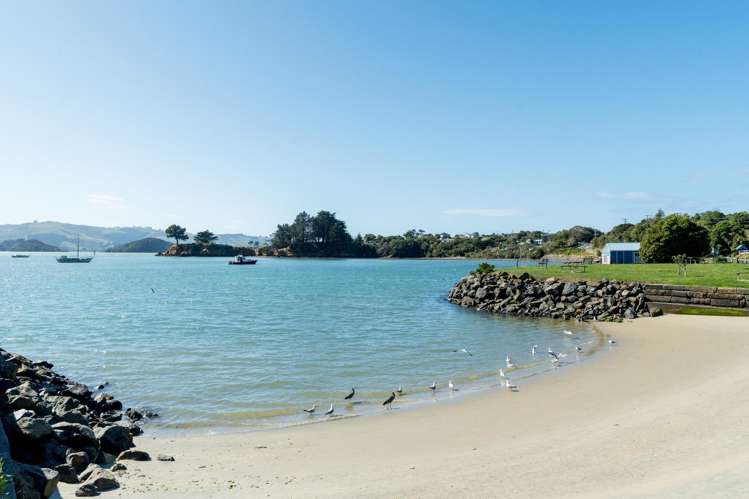 23 Solar Terrace Broad Bay_40