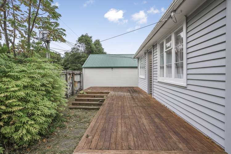 55 Hair Street Wainuiomata_15