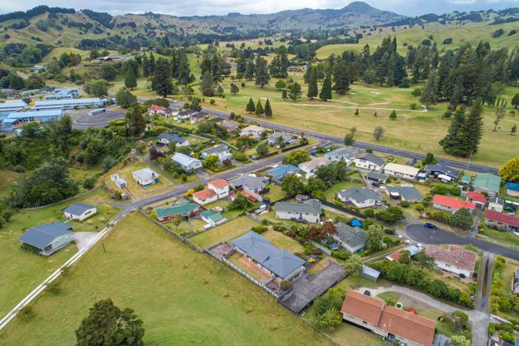 32 Hall Crescent Taumarunui_14