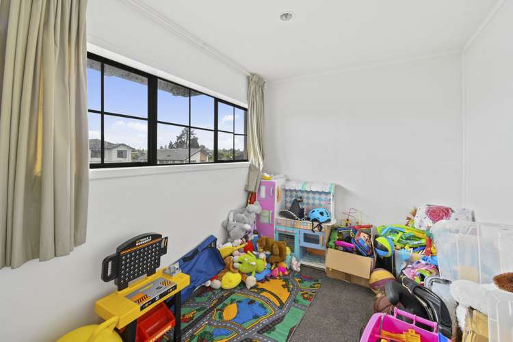 24 Neil Avenue Te Atatu Peninsula_12