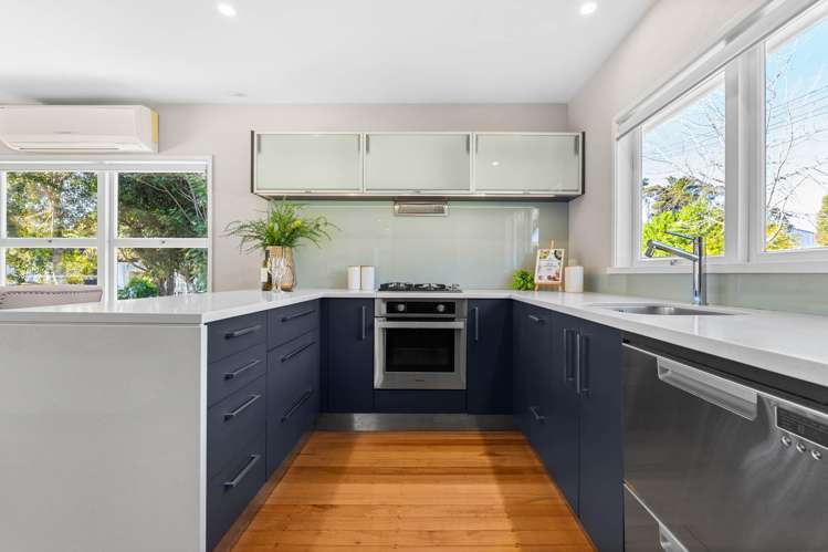 29 Kauri Glen Road Northcote_13