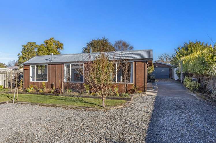 27 Pembertons Road Sefton_28