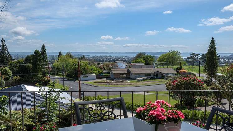 14b Sloane Avenue Tihiotonga_15